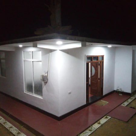 Hotel Yelona Kegalle Luaran gambar