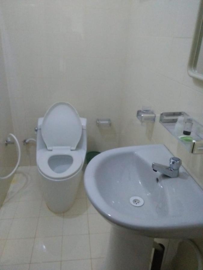 Hotel Yelona Kegalle Luaran gambar